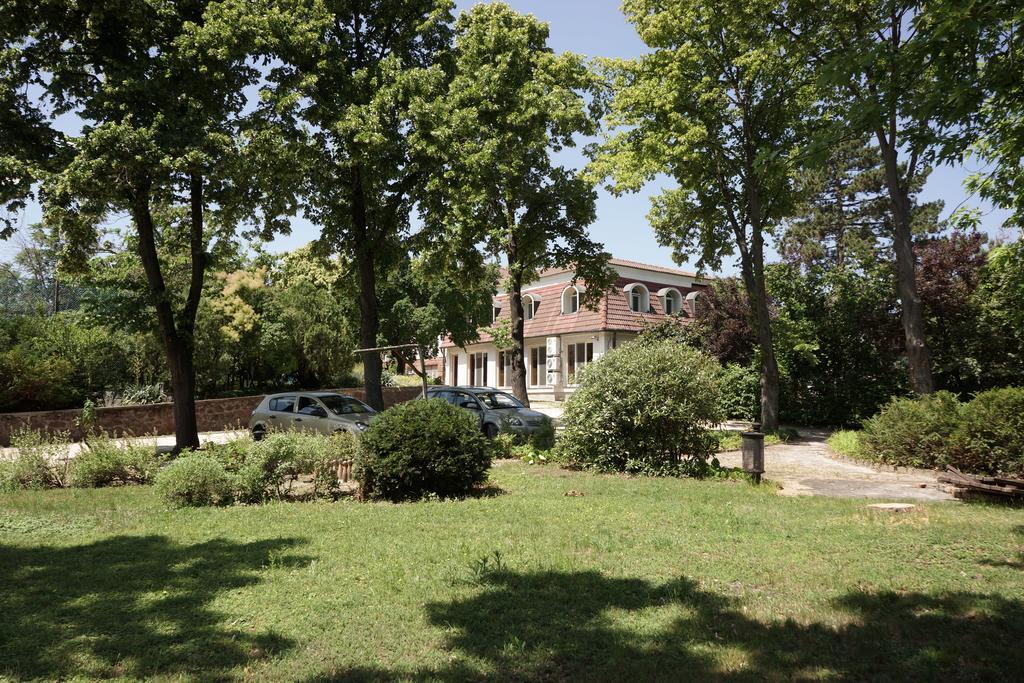 Sziget23 Hotell Ábrahámhegy Exteriör bild