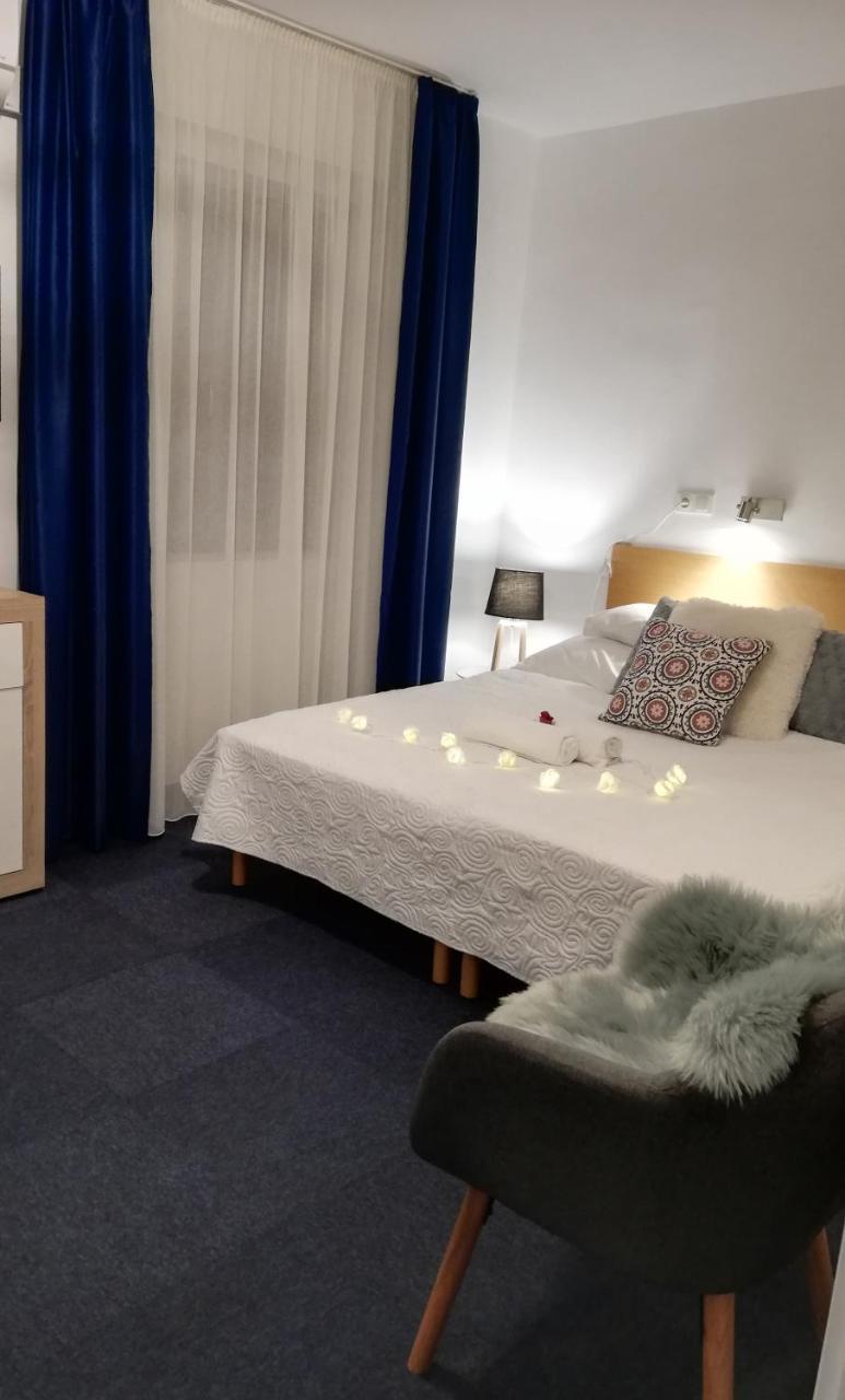 Sziget23 Hotell Ábrahámhegy Exteriör bild